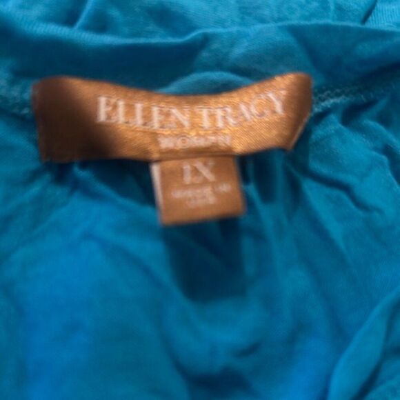 Ellen Tracy turquoise embellished T-shirt, size 1X - Picture 3 of 4